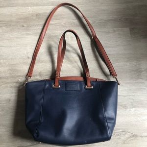 G.H. Bass & Co Purse